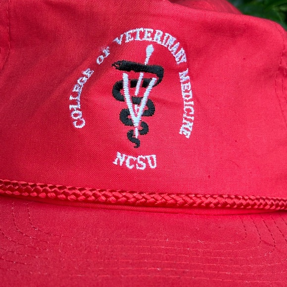 Vintage college of Veterinary Medicine NCSU hat cap SnapBack N.C. State unisex - Picture 2 of 10